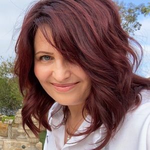 Meet your Posher, Magda